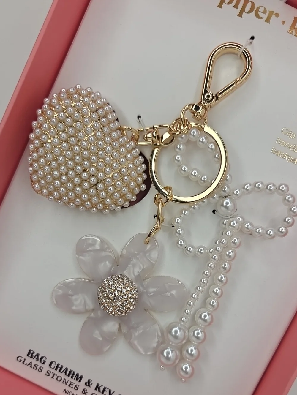 🤍▪️piper K ▪️ Uk Exclusive Gold-Tone Pearl Heart & Clear Flower Keychain